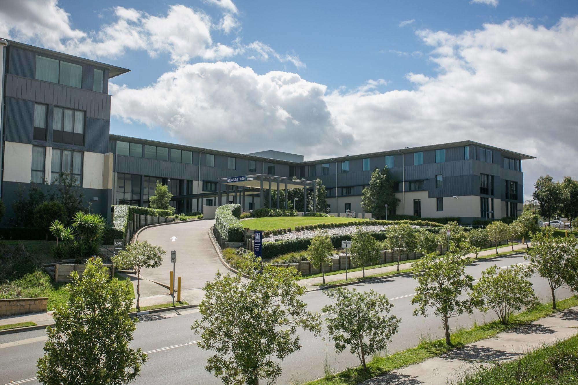 Alpha Aparthotel