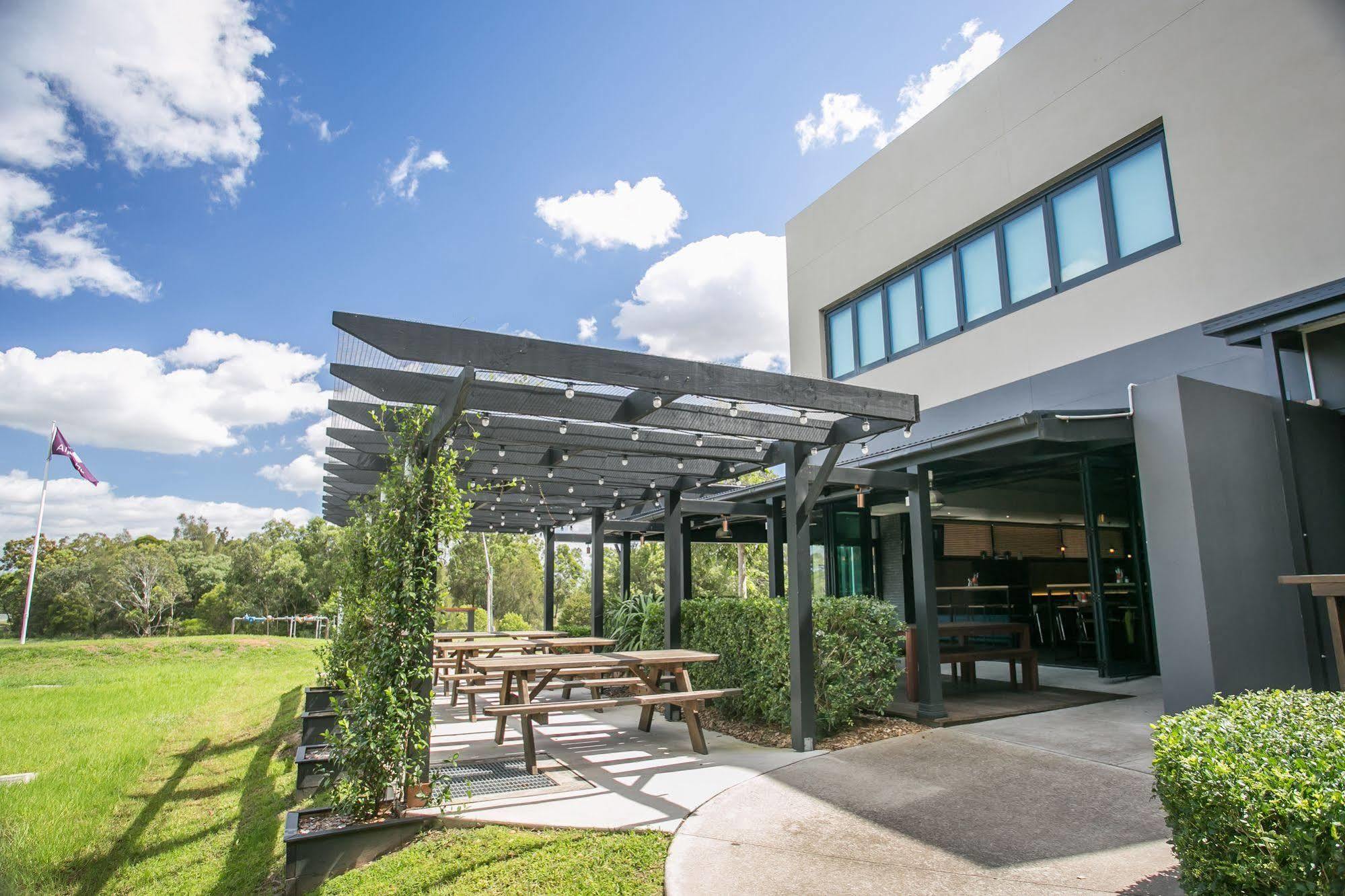 Aparthotel Alpha Eastern Creek